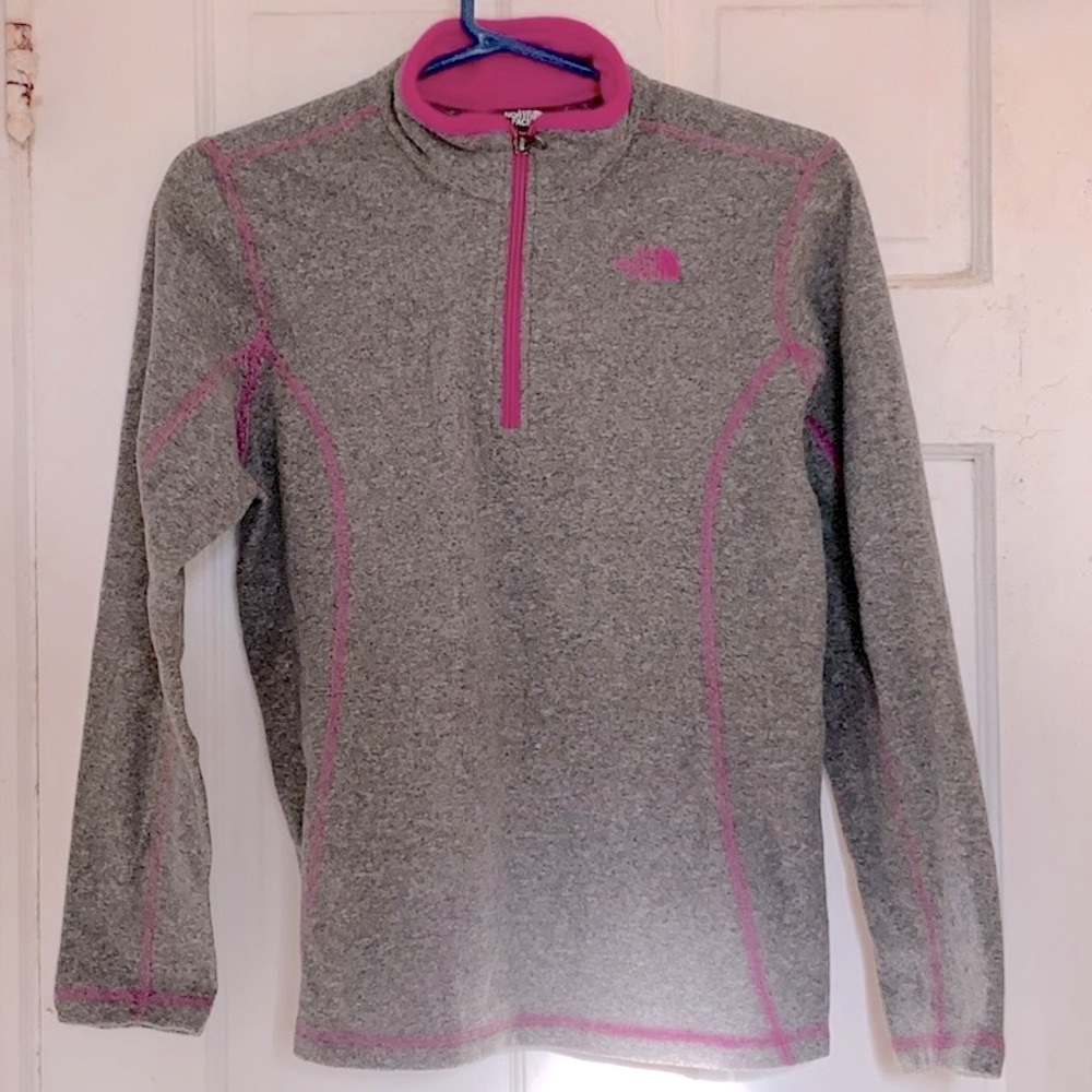 NWT North Face girls gray heather fleece 1/4 zip active top in size large 14-16